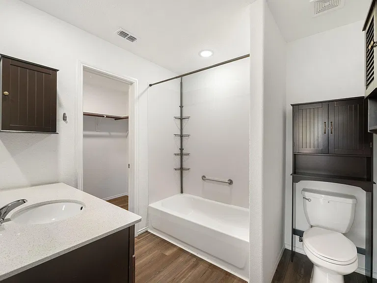 7509 Gray Wolf Ln — Photo 17