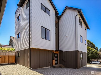 2744 38th Avenue SW, Seattle, WA, 98126