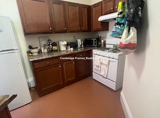 2 Ware St APT 209, Cambridge, MA 02138