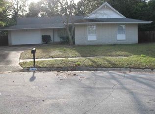 5605 Adelyn Rd, Pensacola, FL 32504