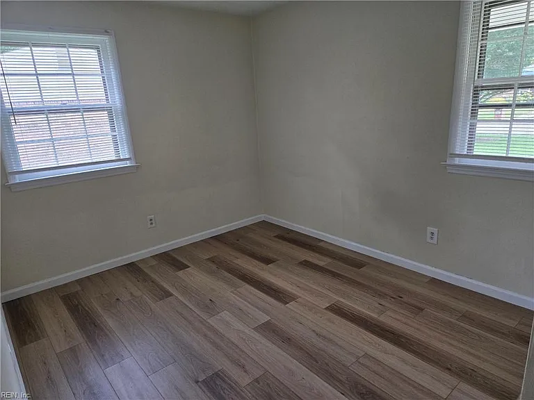 844 Lord Leighton Dr — Photo 20