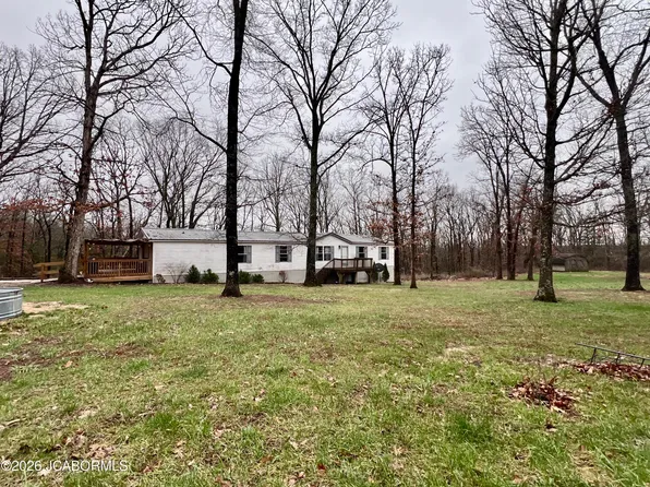 118 Chambers Trl, Chamois, MO 65024