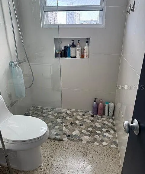 711 Union St #8 — Photo 12