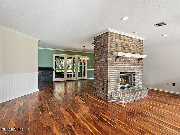 5th image of 129 Glen Eagles Ct