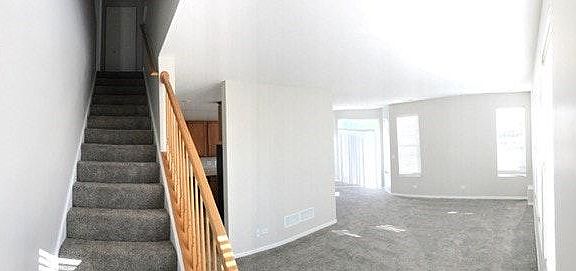 Living Room / Dining