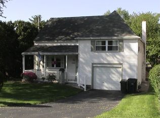 2538 Woodland Rd, Abington, PA 19001