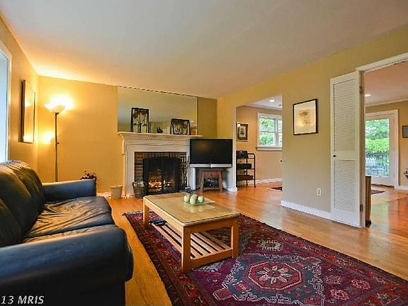 3rd image of 1702 Strine Dr
