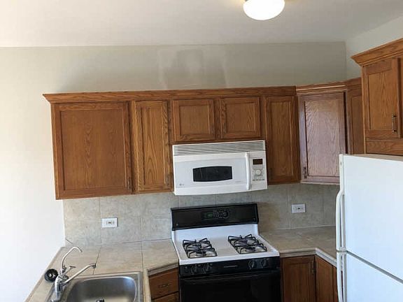 3rd image of 535 Red Sky Dr #1