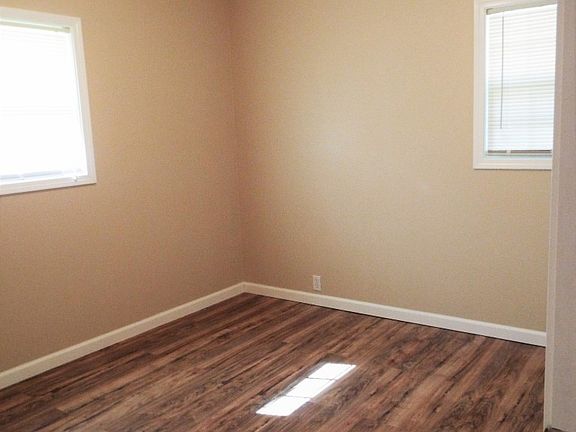 5th image of 2080 S Woodcrest St