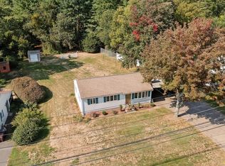 726 Holyoke Rd, Westfield, MA 01085