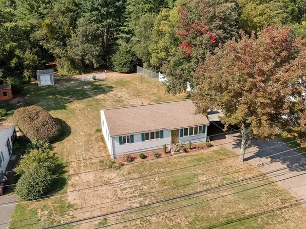 726 Holyoke Rd, Westfield, MA 01085