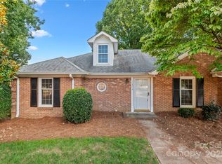 1838 Robinwood Rd, Gastonia, NC 28054