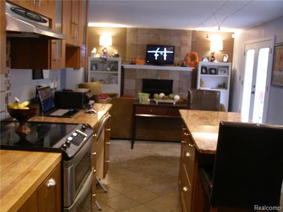 2nd image of 4250 Old Forge Dr