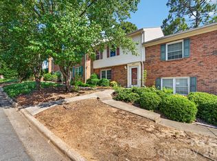 8904 Hunter Ridge Dr, Charlotte, NC 28226
