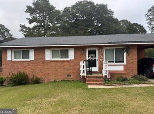 1106 Jewell Dr, Perry, GA 31069