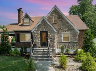 1712 Stonybrook Dr, Cincinnati, OH 45237