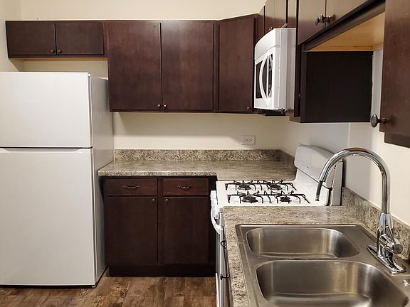 4th image of 4934 W Jackson Blvd #3E