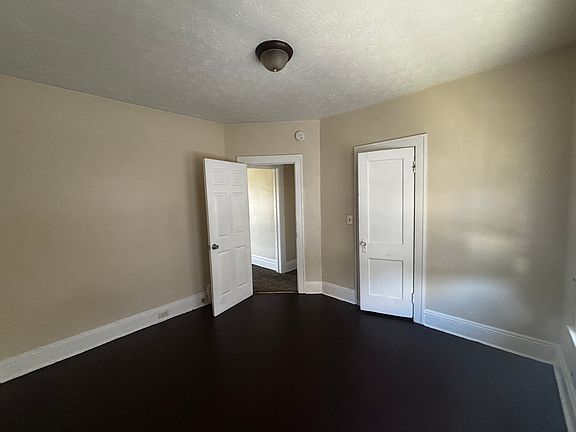 5th image of 11202 Earle Ave #2