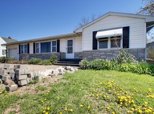 4304 McMasters Ave, Hannibal, MO 63401