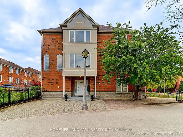189 Leitchcroft Cres #UPPER — Photo 2