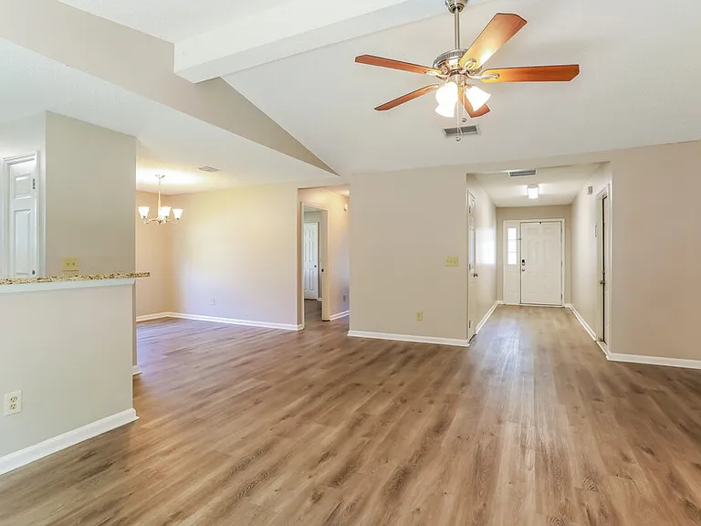 12772 Glade Springs Dr S — Photo 5