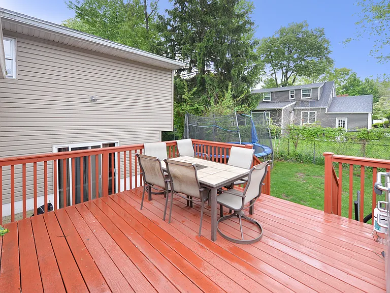 38-55 Van Riper Pl — Photo 21
