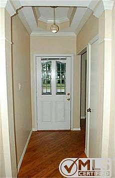 3rd image of 500 Bayberry Ln