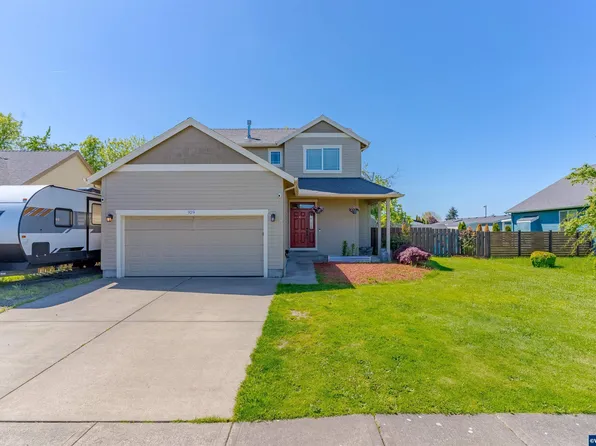 929 Highberger Loop, Aumsville, OR 97325
