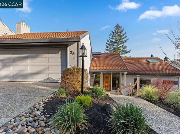 28 Tamarisk, Moraga, CA 94556