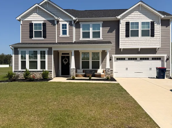 4113 Mabon Ct, Fayetteville, NC 28312