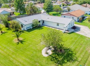 40 Flower Hill Ln, Palm Coast, FL 32137