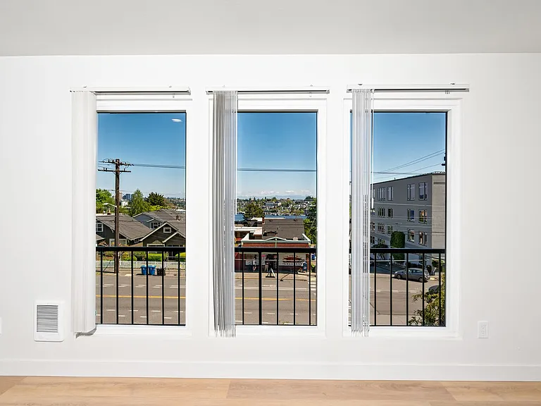 Dexter Flats — Photo 13