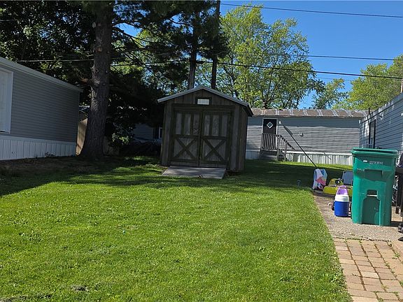 2nd image of 52 Tidd Ave