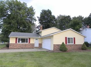 5536 Reef Rd, Mentor On The Lake, OH 44060