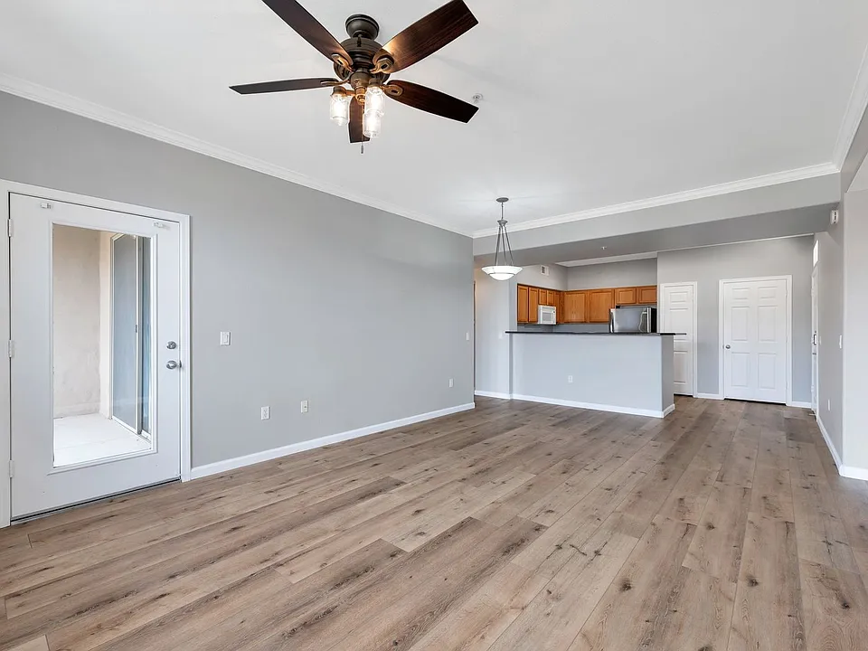 20100 N 78th Pl #3116
