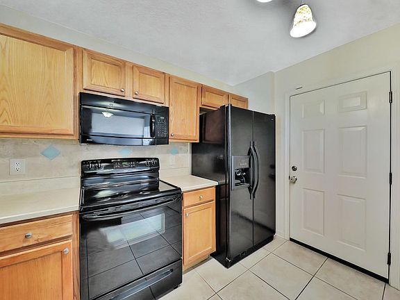 3rd image of 8550 Argyle Business Loop Unit 603