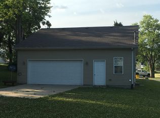 112 2nd Ave, Edwardsville, IL 62025