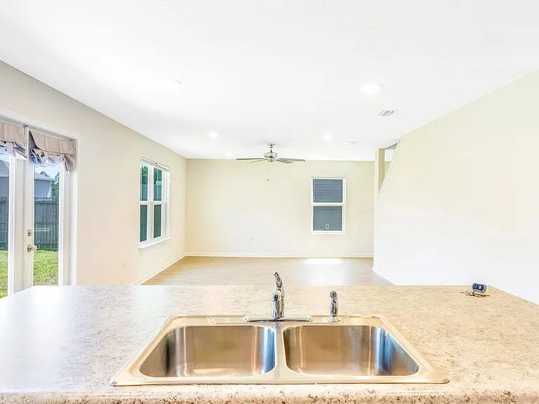 5888 Southern Bell Ct — Photo 23