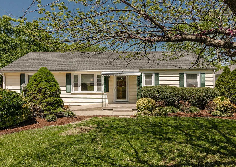 1st image of 68 Jonell Dr