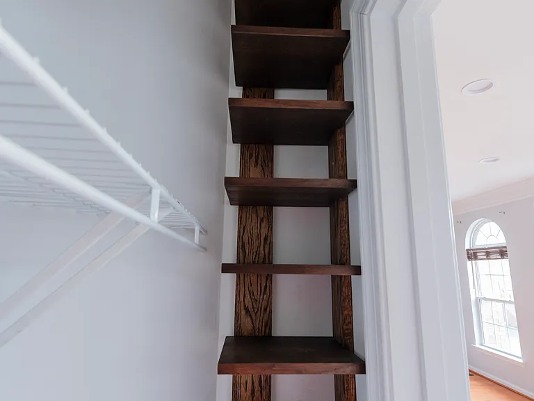 Entrance Closet Shoe Rack