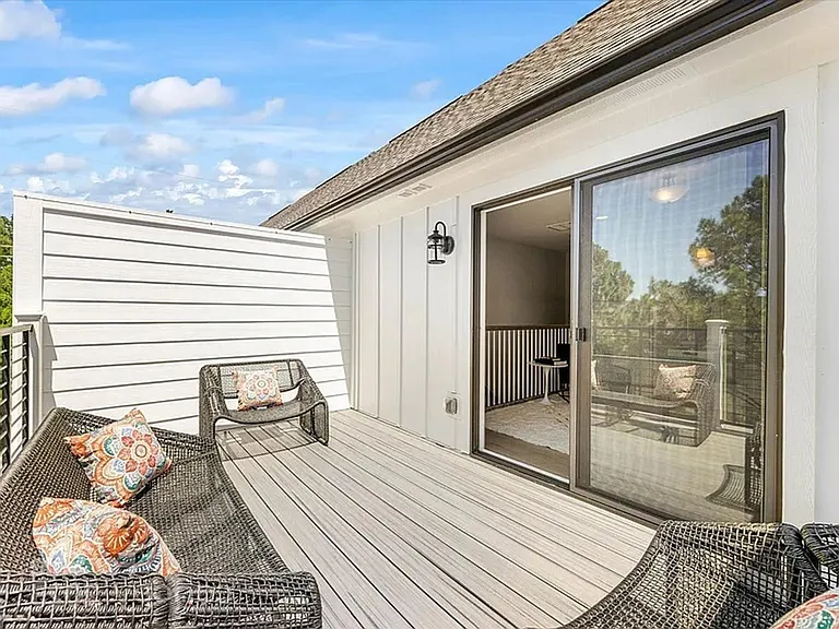 1405 Kenilworth Ave — Photo 33