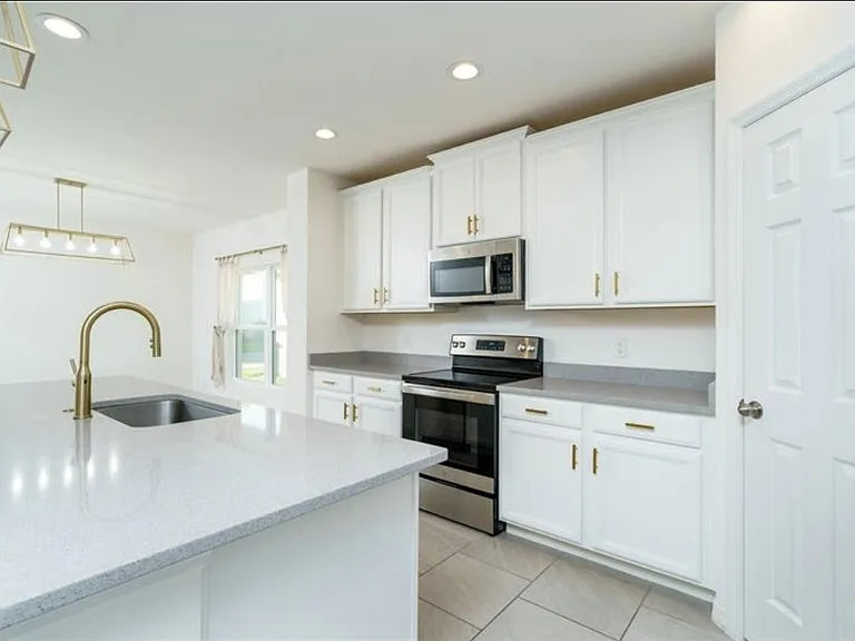 244 Hamlet Loop — Photo 6