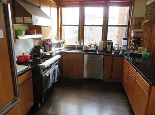 1330 W Madison St APT 3F, Chicago, IL 60607