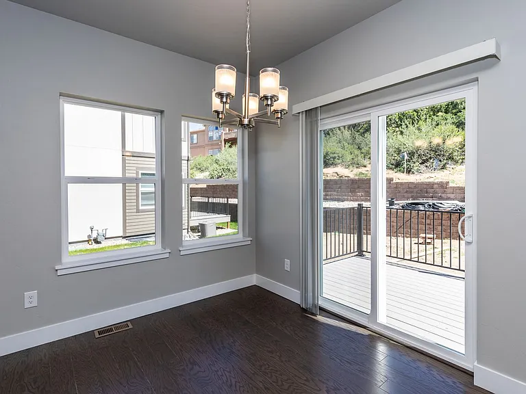 5365 Sky Top Ln — Photo 32