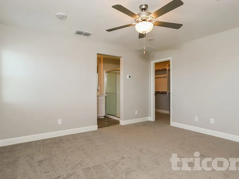1238 Victorian St — Photo 7