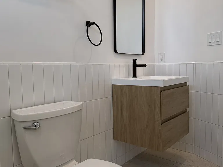 4443 Clayton Ave — Photo 15