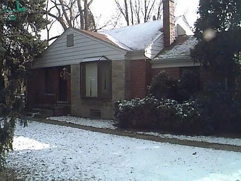 8260 S Messmore Rd photo 1