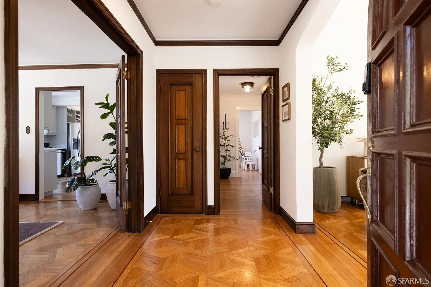 411 Hazelwood Ave - Photo 10