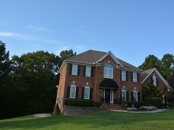 4th image of 1059 Otelia Ct