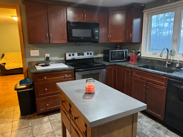 447 Route 4a E APT 2, Fair Haven, VT 05743